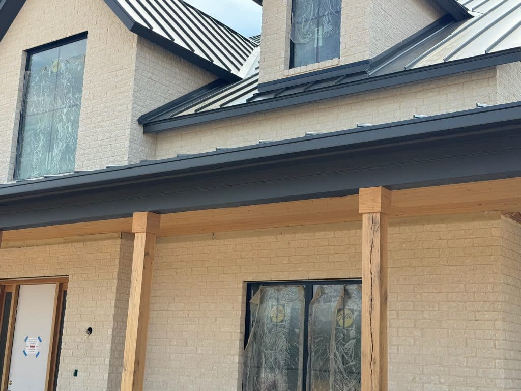 new home build custom seamless gutter installation